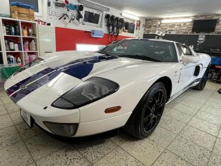 Ford GT